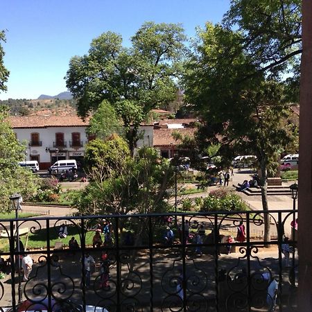 Posada De San Agustin Pátzcuaro Esterno foto