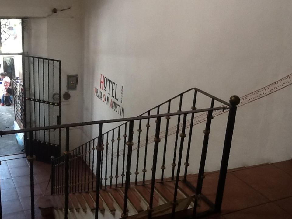 Posada De San Agustin Pátzcuaro Esterno foto