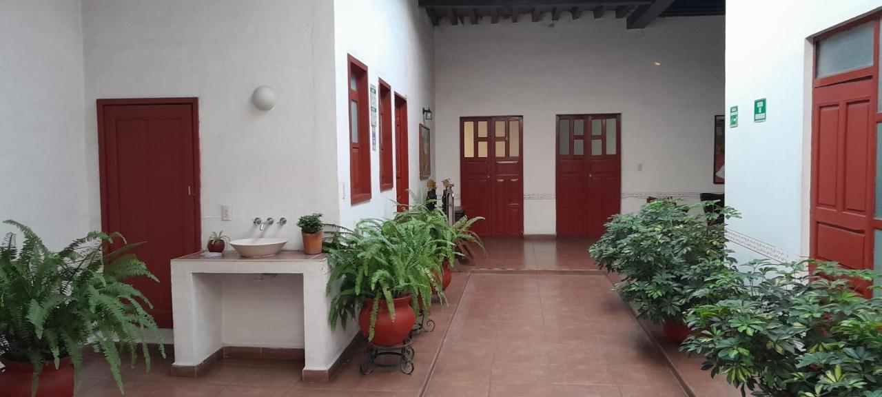 Posada De San Agustin Pátzcuaro Esterno foto
