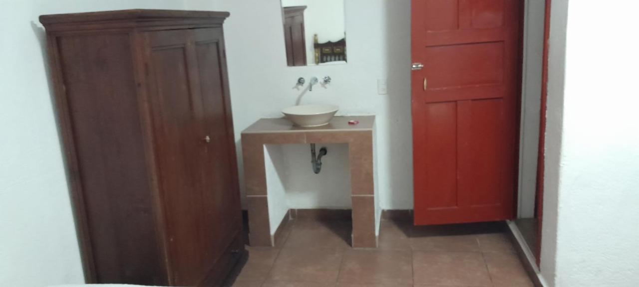 Posada De San Agustin Pátzcuaro Esterno foto