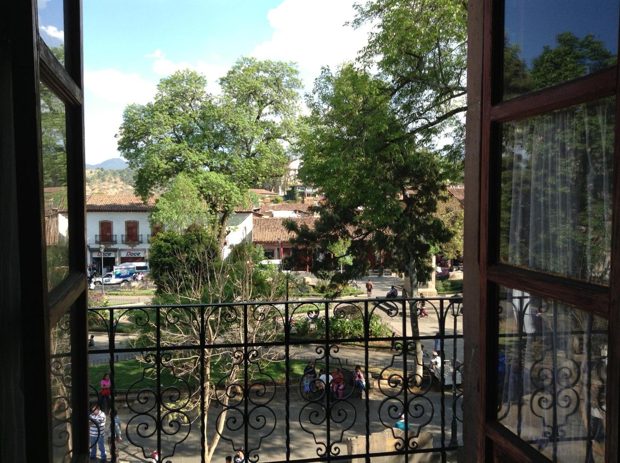 Posada De San Agustin Pátzcuaro Esterno foto